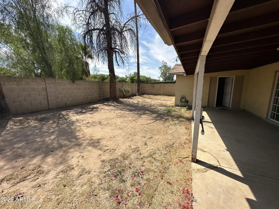 Real Estate Picture 12