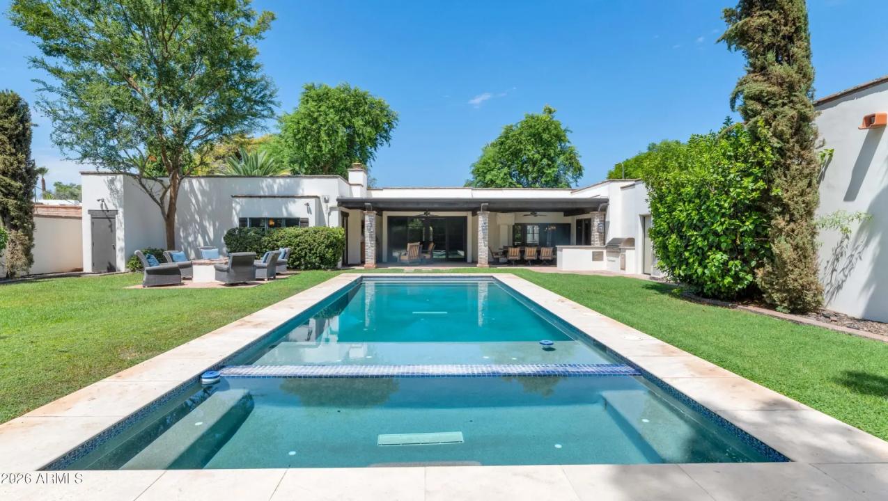 Real Estate Picture 32