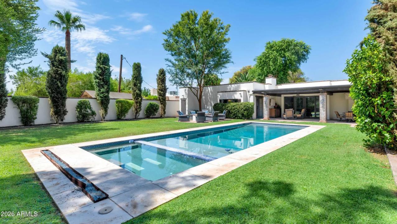 Real Estate Picture 1