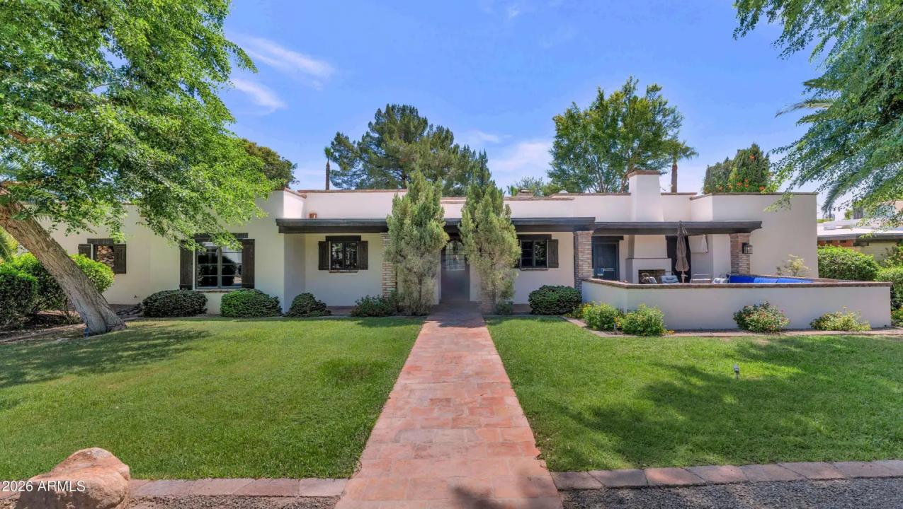 Real Estate Picture 2