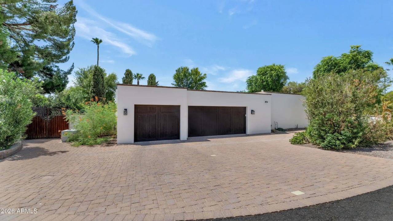 Real Estate Picture 40