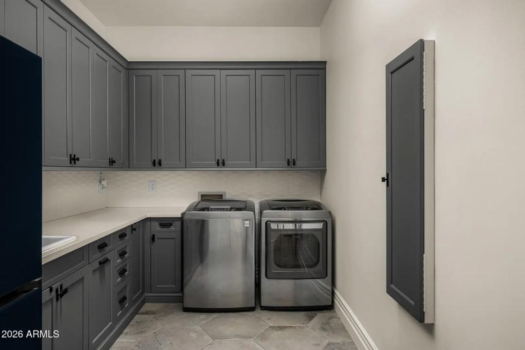 Real Estate Picture 28