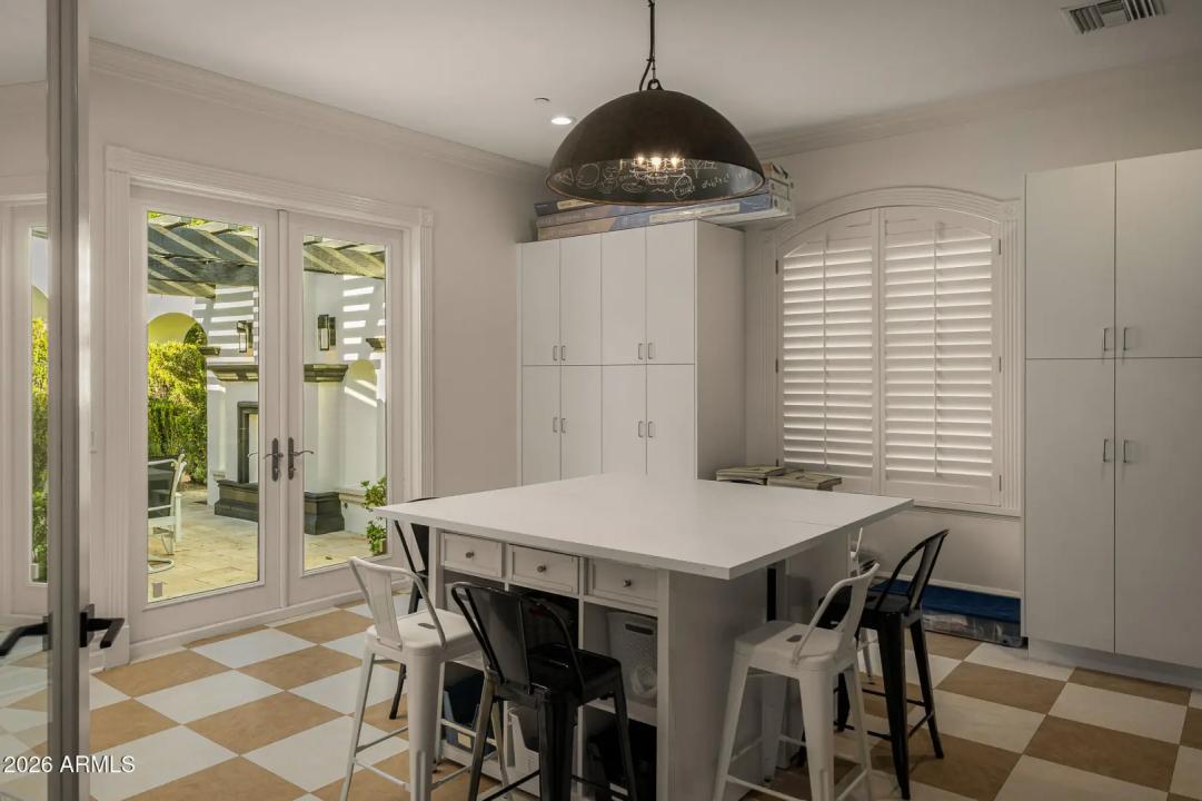 Real Estate Picture 27