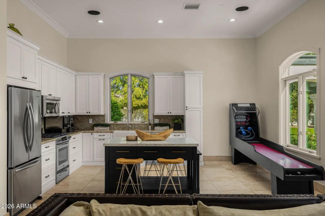 Real Estate Picture 34