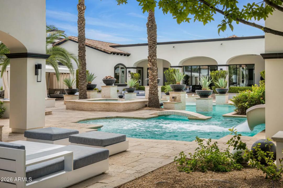 Real Estate Picture 29
