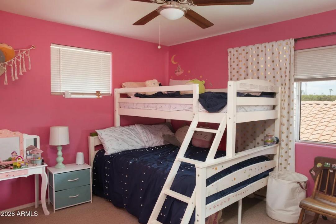Real Estate Picture 16