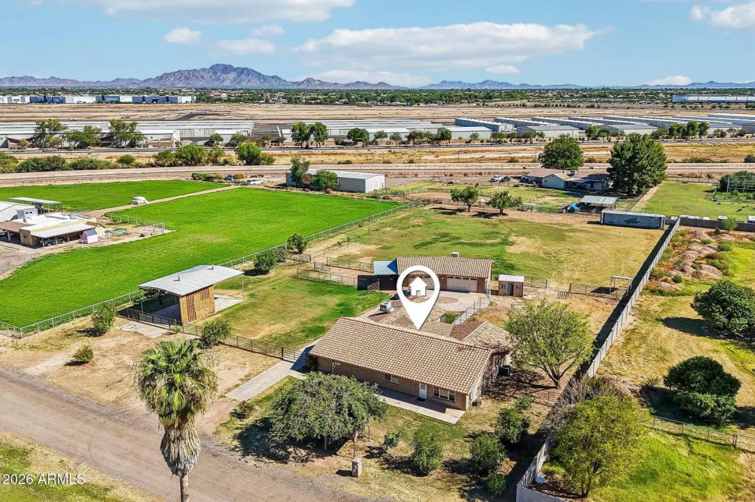 Real Estate Picture 1