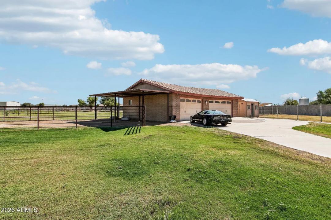 Real Estate Picture 21