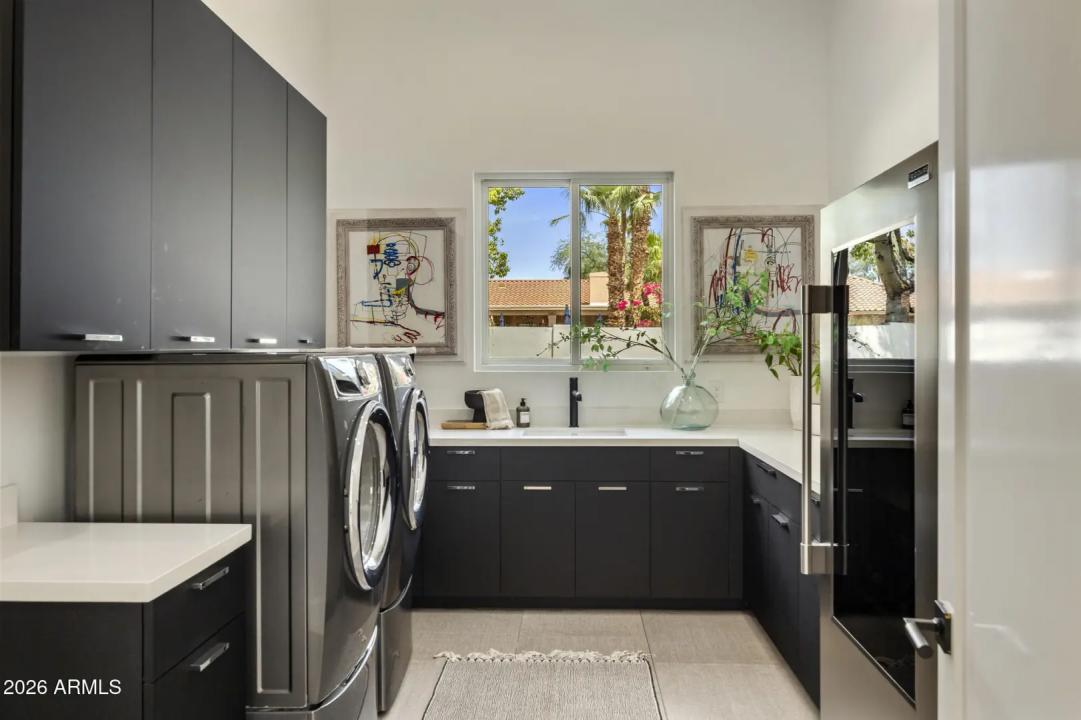 Real Estate Picture 40