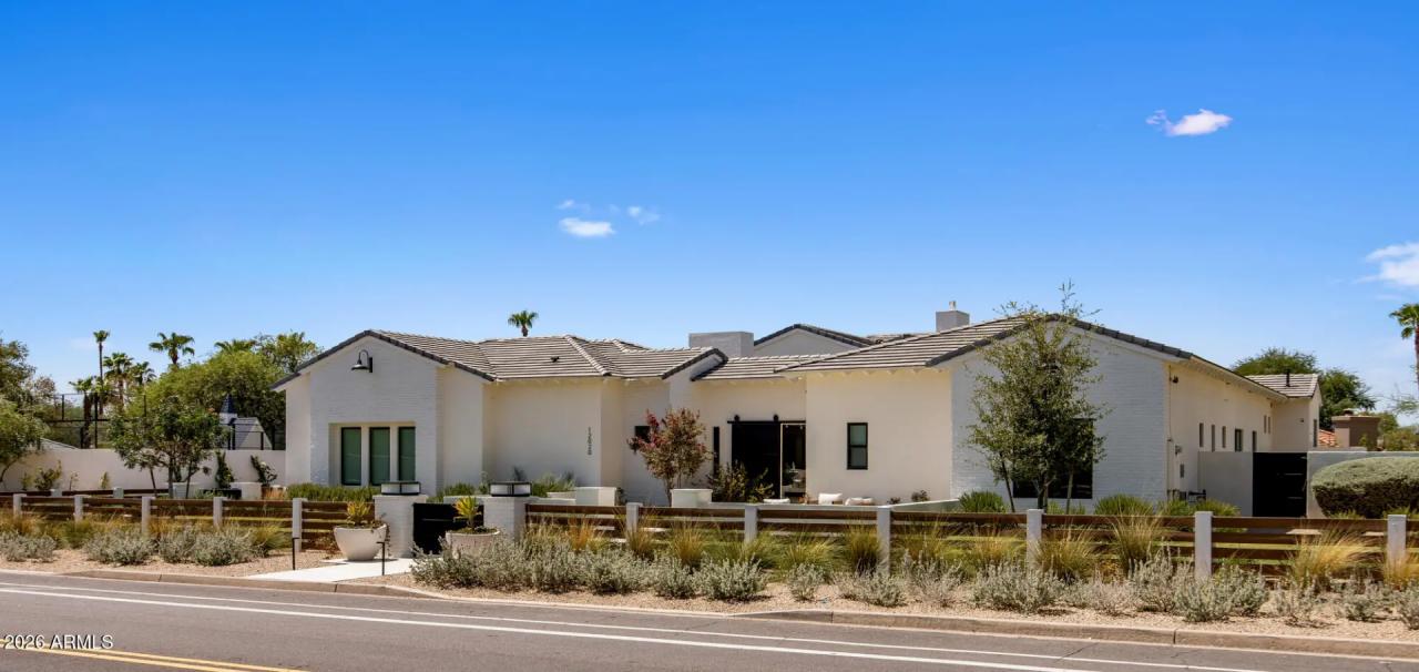 Real Estate Picture 2