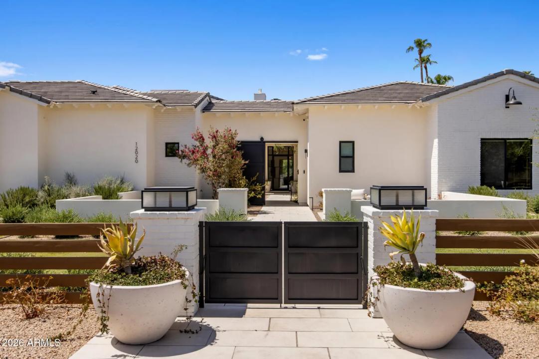 Real Estate Picture 7