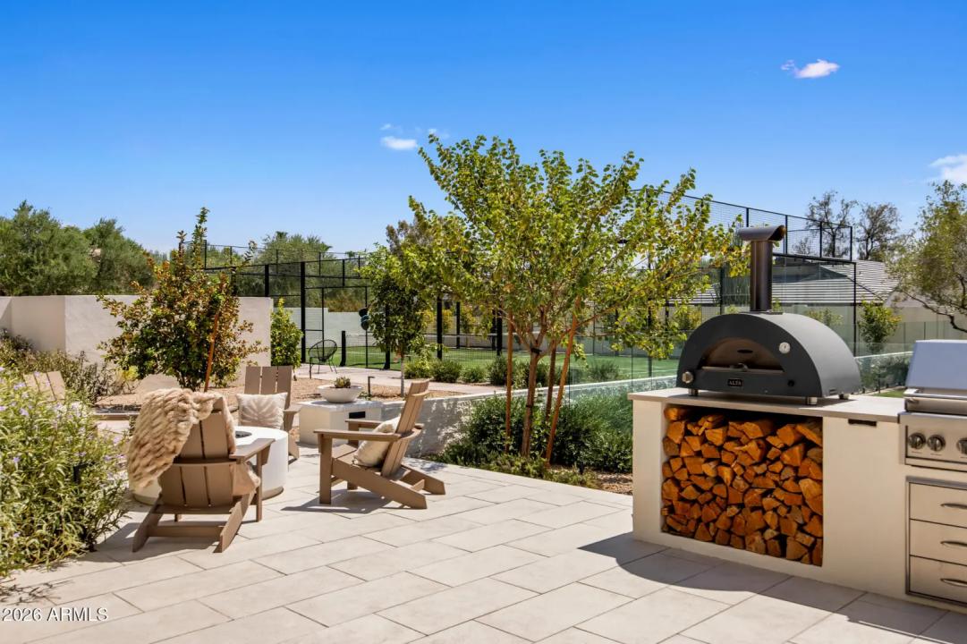 Real Estate Picture 43
