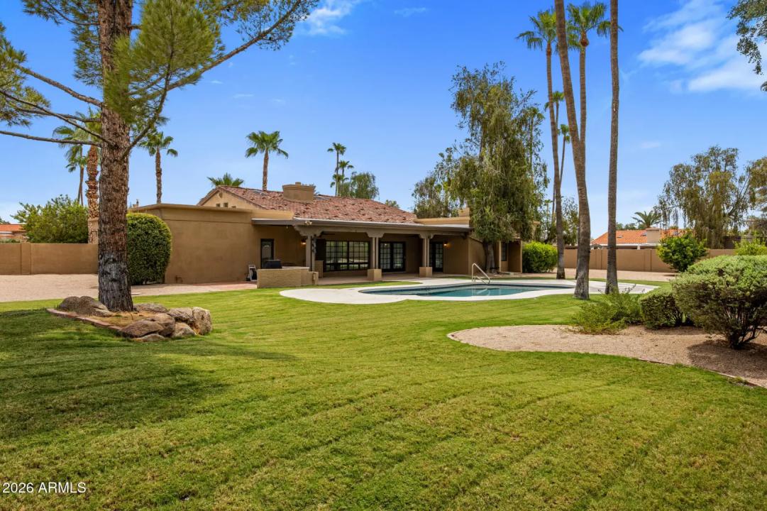 Real Estate Picture 2