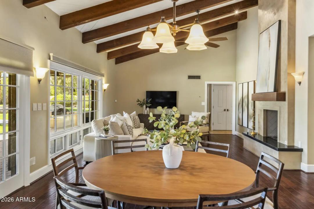 Real Estate Picture 15