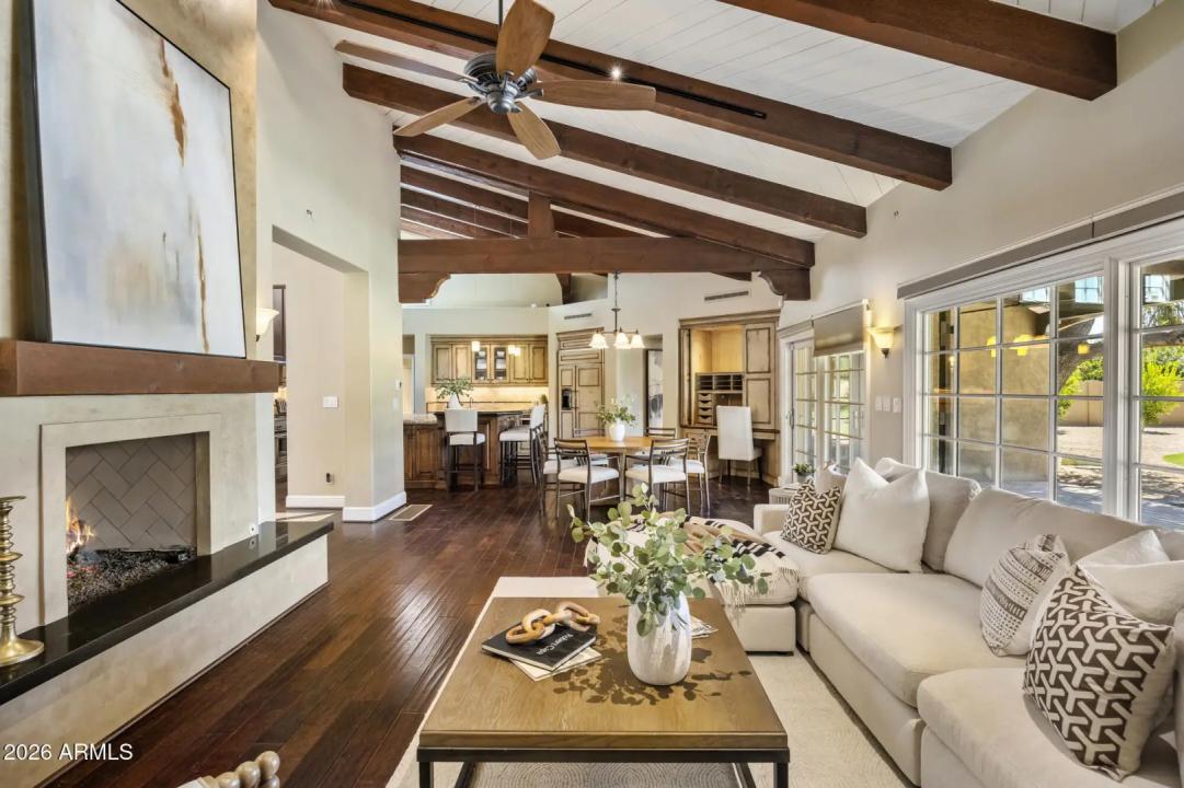 Real Estate Picture 19