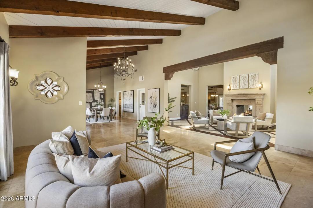 Real Estate Picture 12
