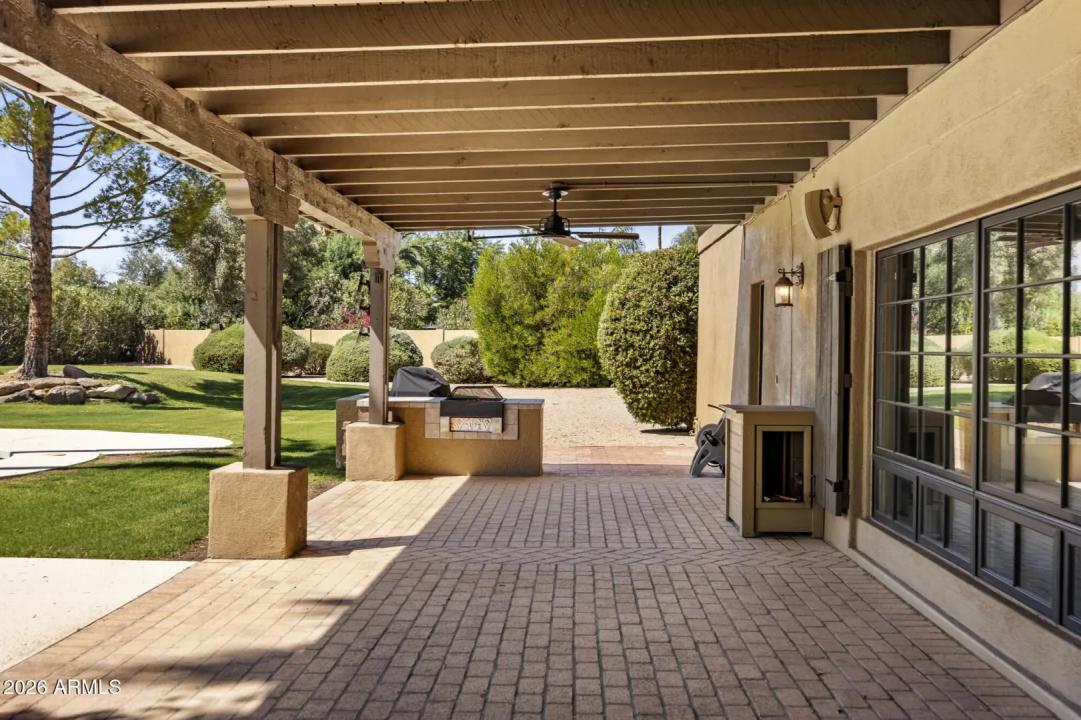 Real Estate Picture 33
