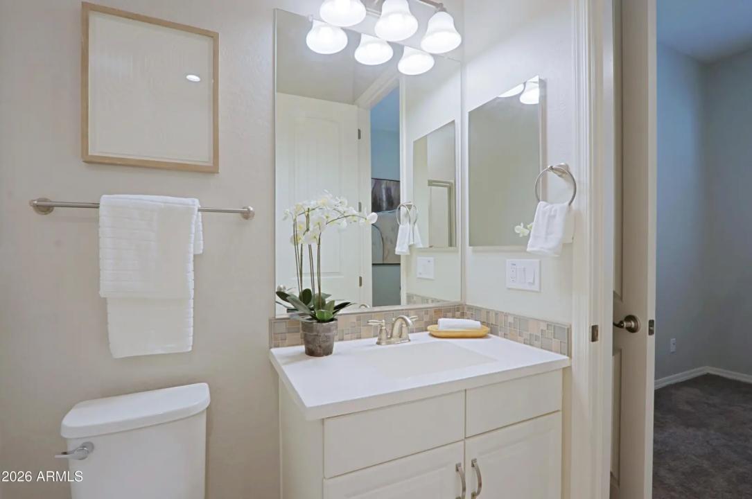 Real Estate Picture 26