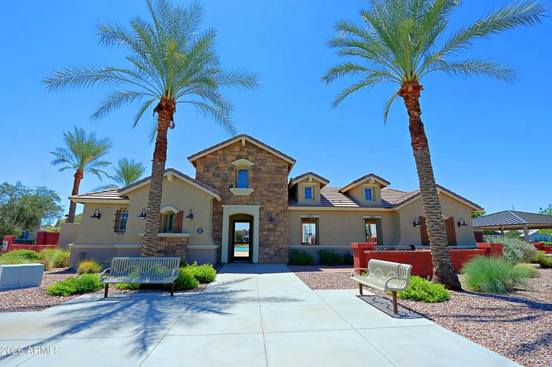 Real Estate Picture 45