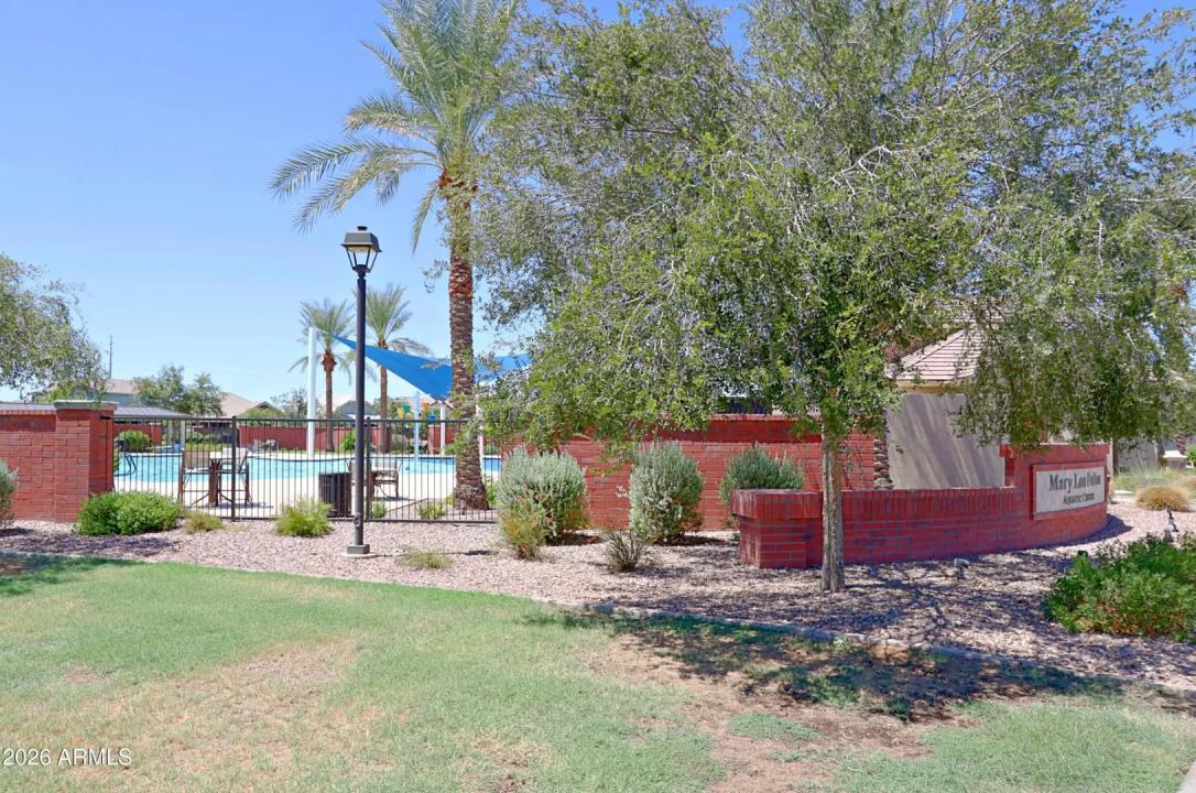 Real Estate Picture 47