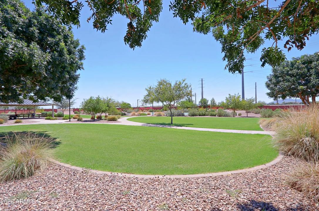 Real Estate Picture 53