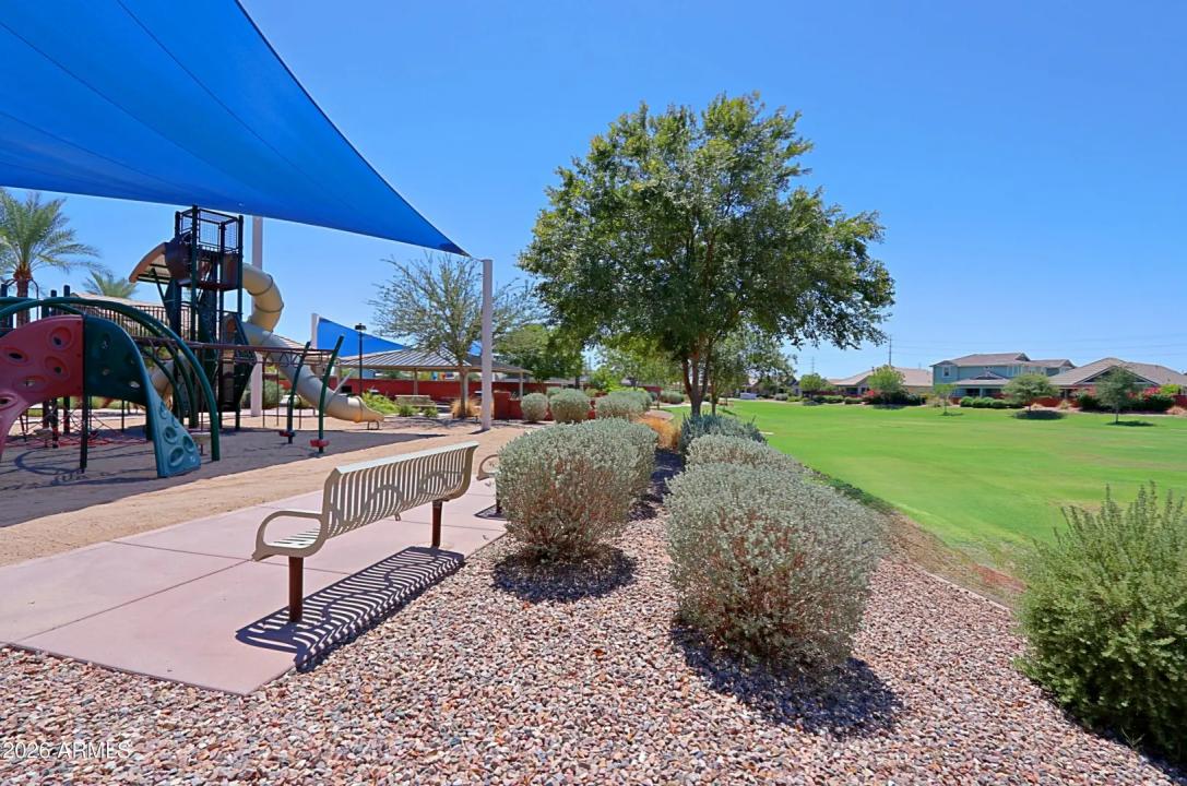 Real Estate Picture 58