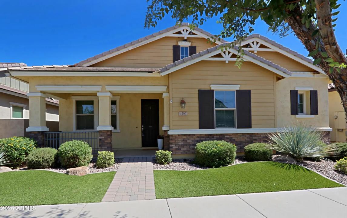 Real Estate Picture 2
