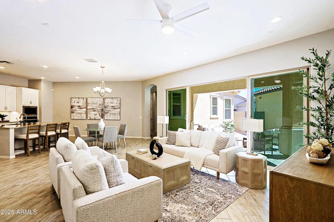 Real Estate Picture 13