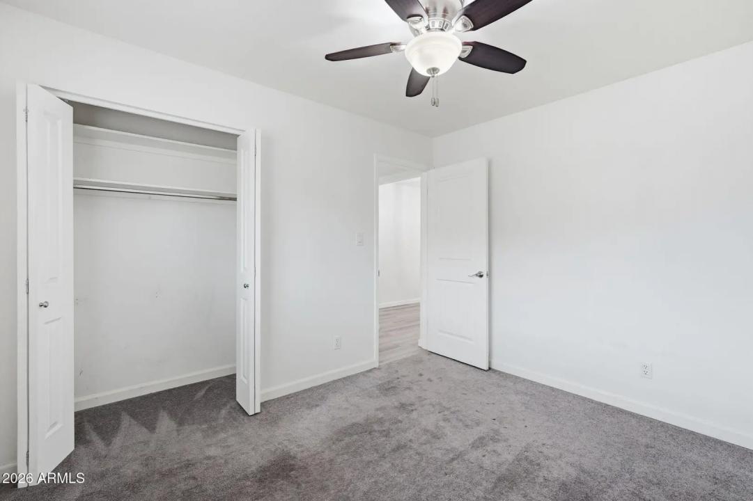 Real Estate Picture 17