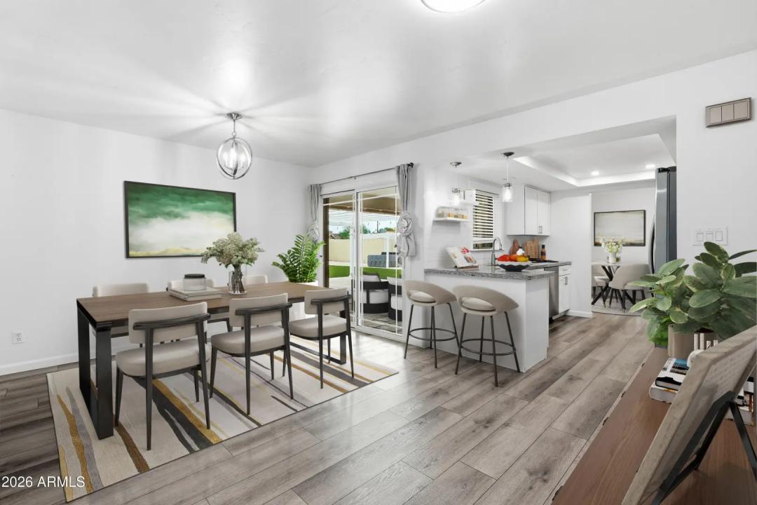 Real Estate Picture 4