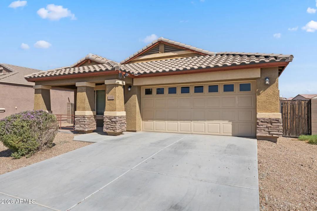 Real Estate Picture 1