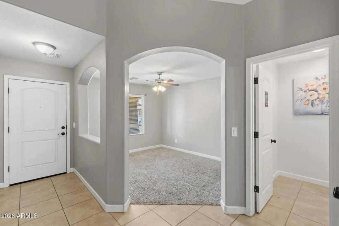 Real Estate Picture 10