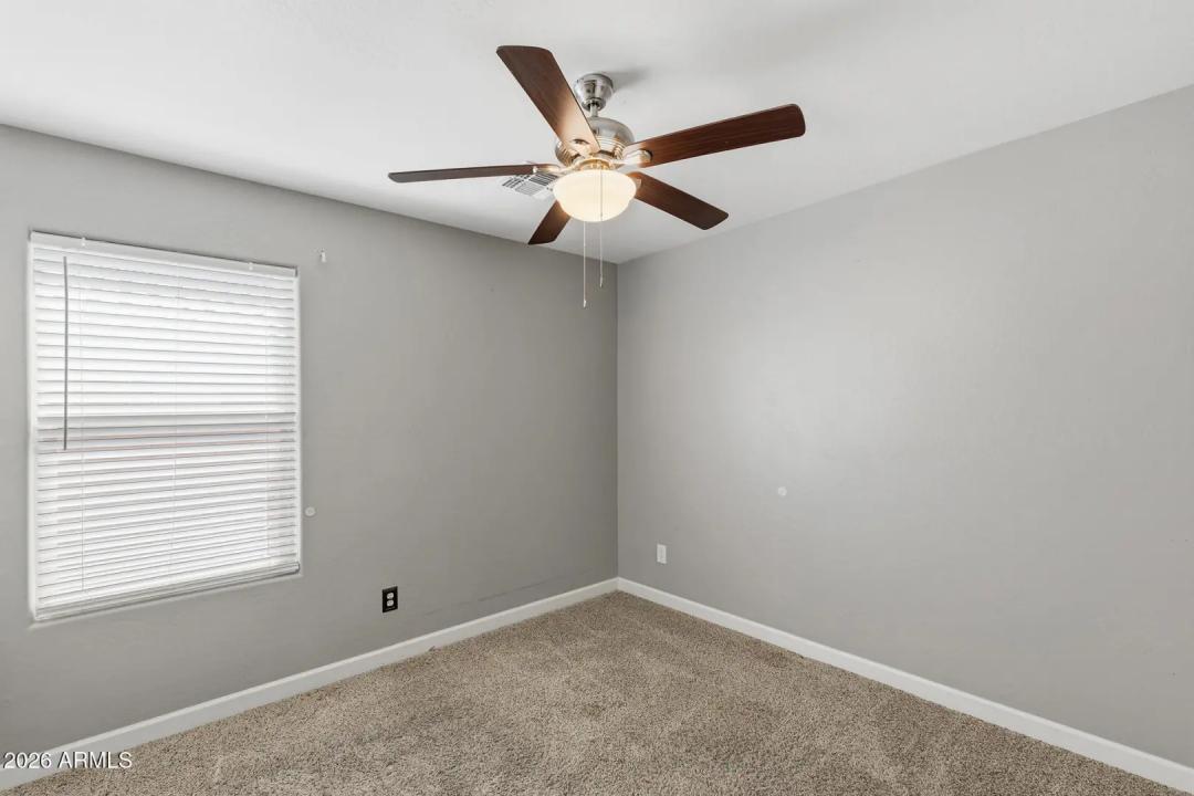 Real Estate Picture 34