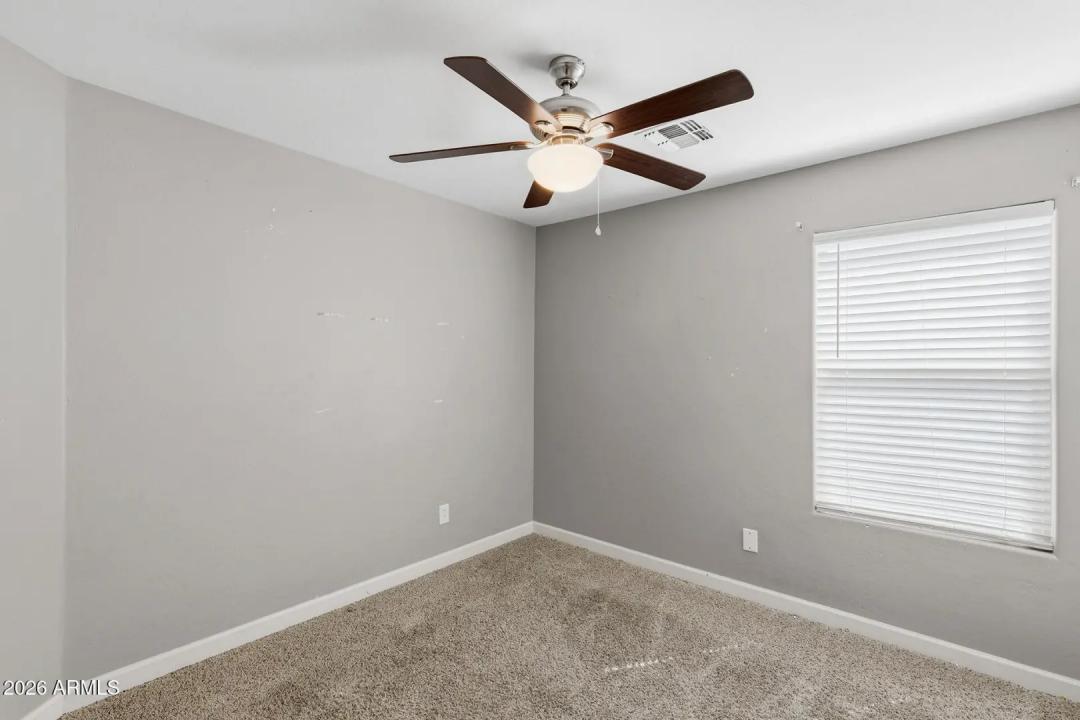 Real Estate Picture 39