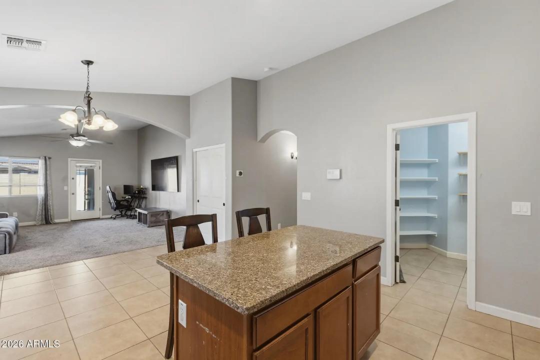 Real Estate Picture 16