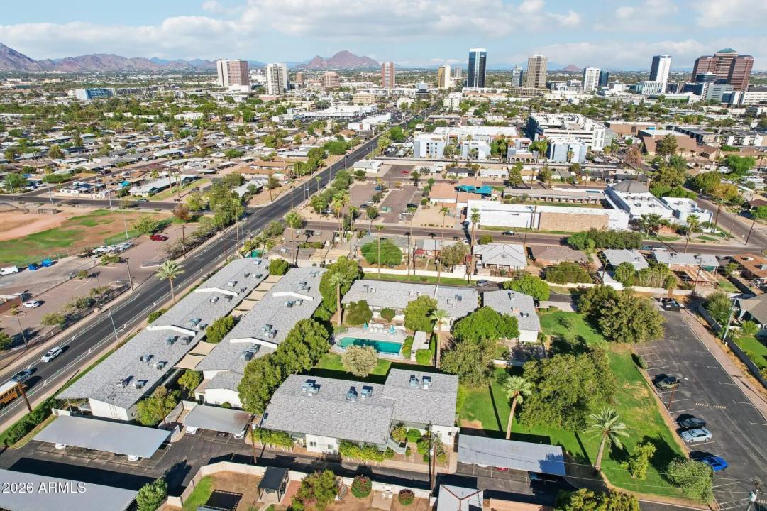 Real Estate Picture 42