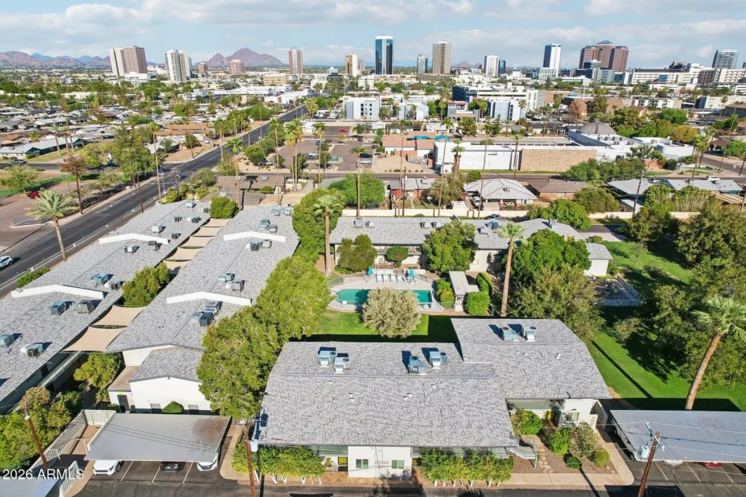 Real Estate Picture 43