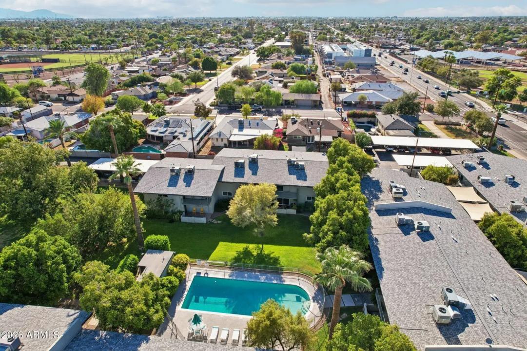 Real Estate Picture 1