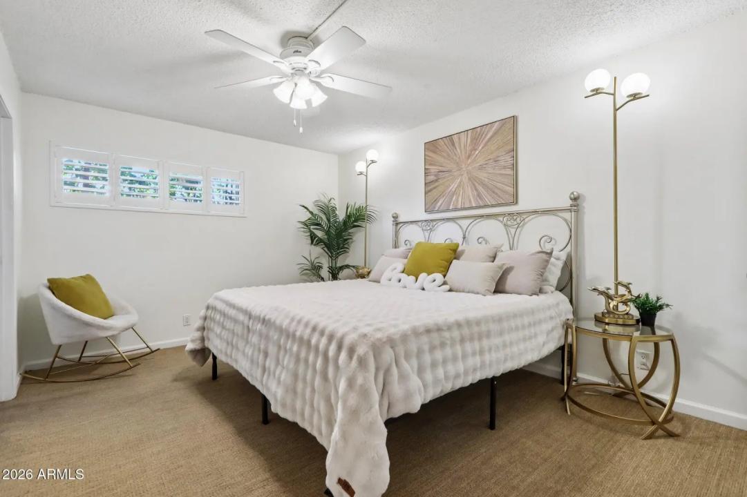 Real Estate Picture 19