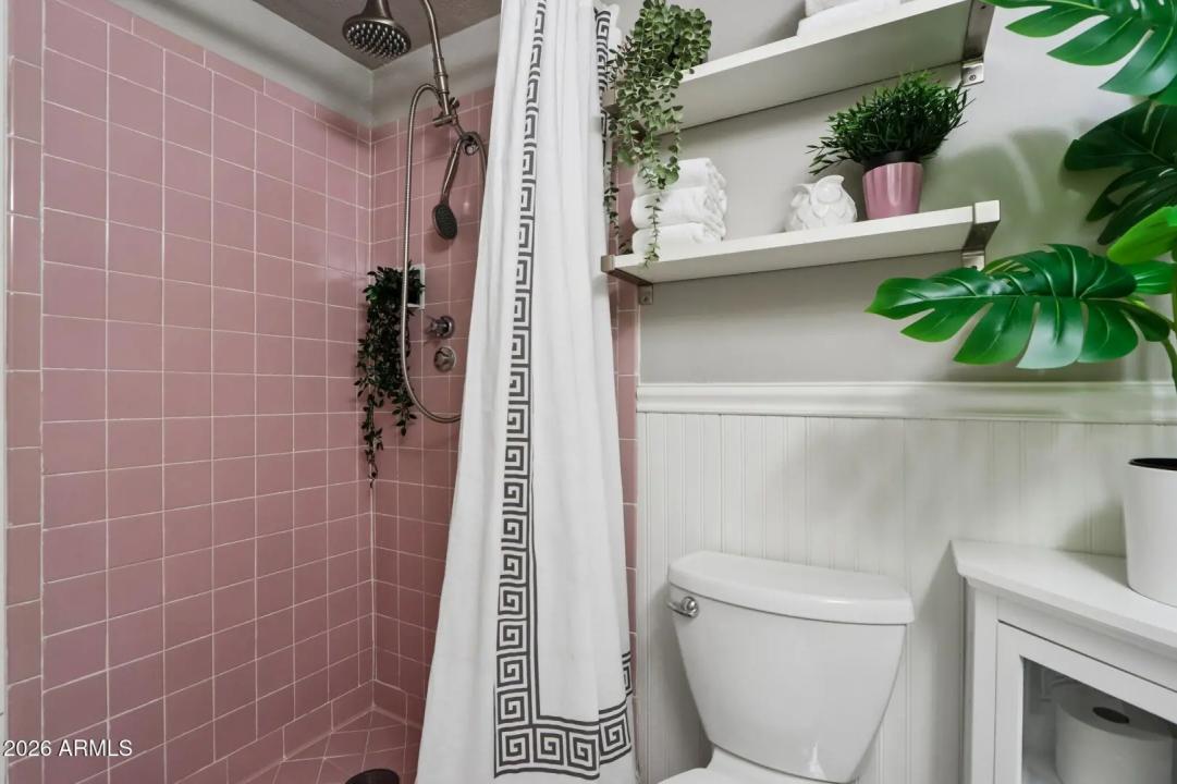 Real Estate Picture 27