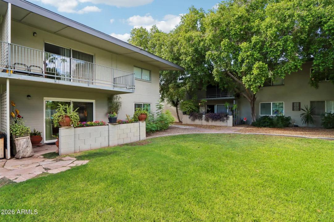 Real Estate Picture 29