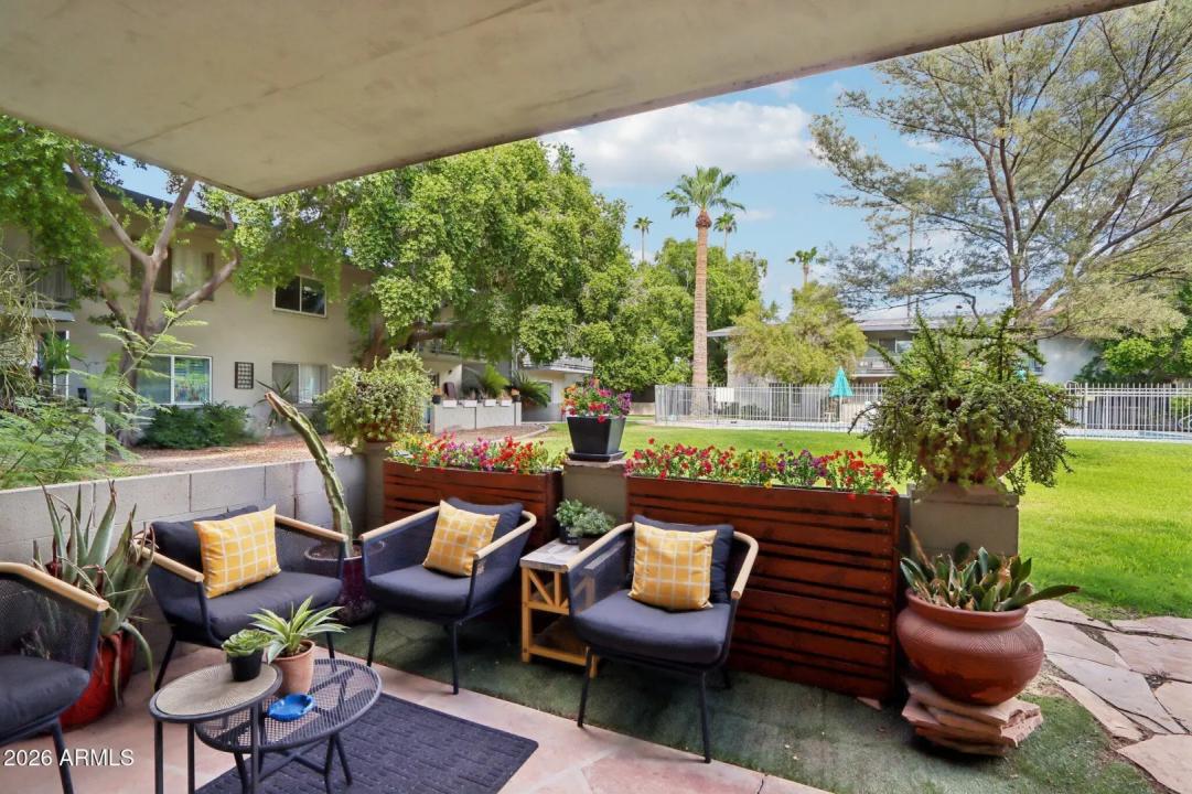 Real Estate Picture 33