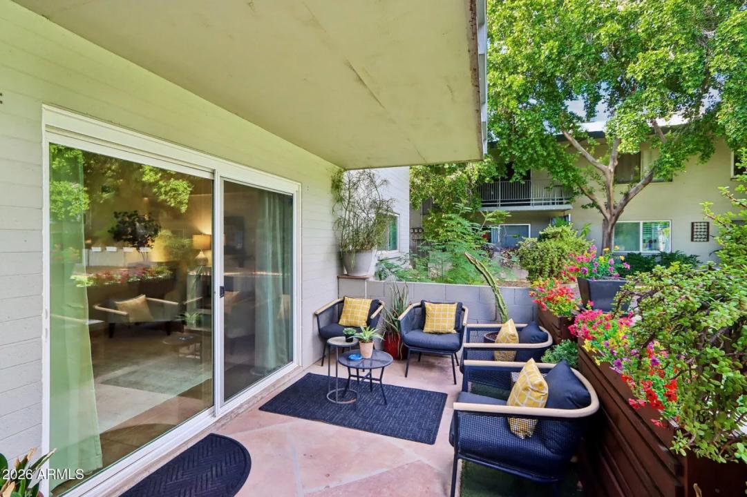 Real Estate Picture 30