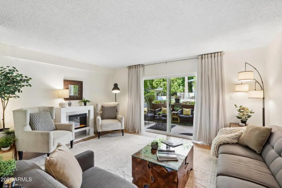Real Estate Picture 17