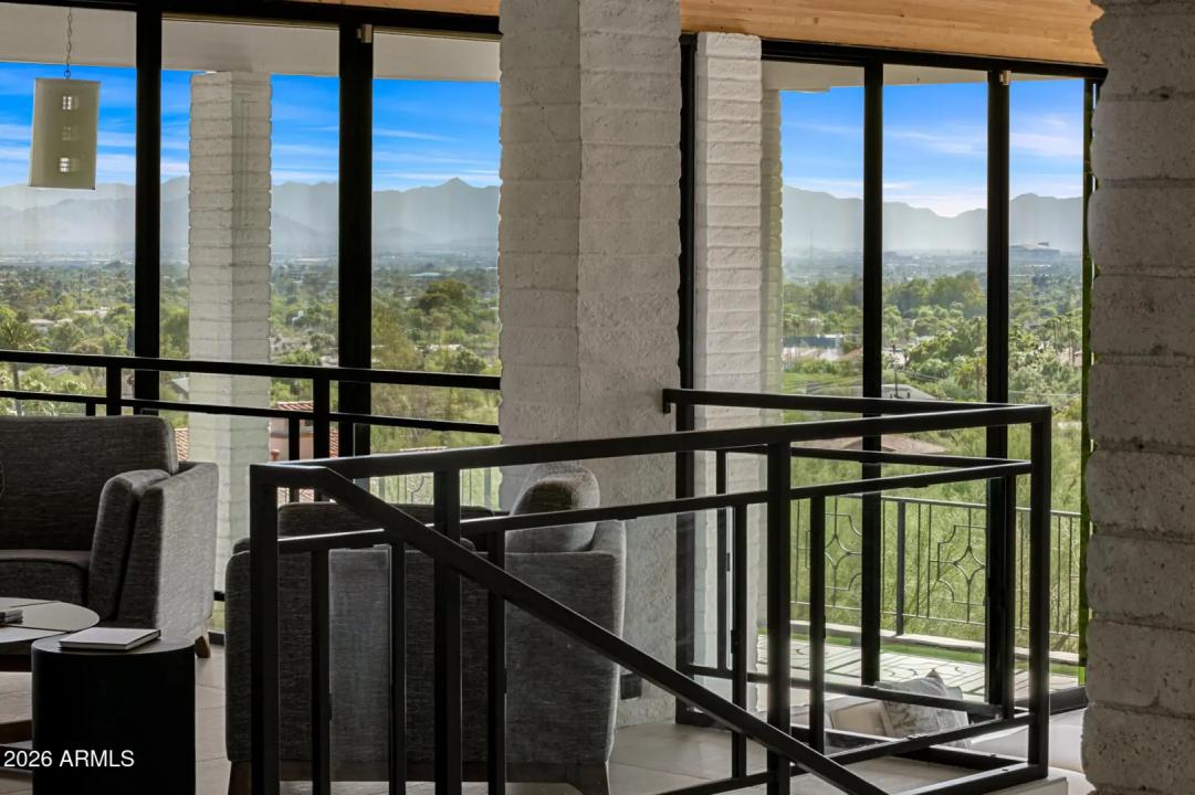 Real Estate Picture 2
