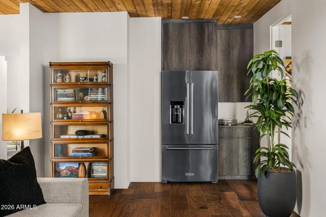 Real Estate Picture 29