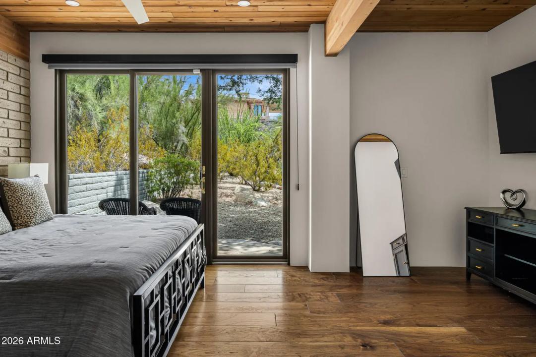 Real Estate Picture 34