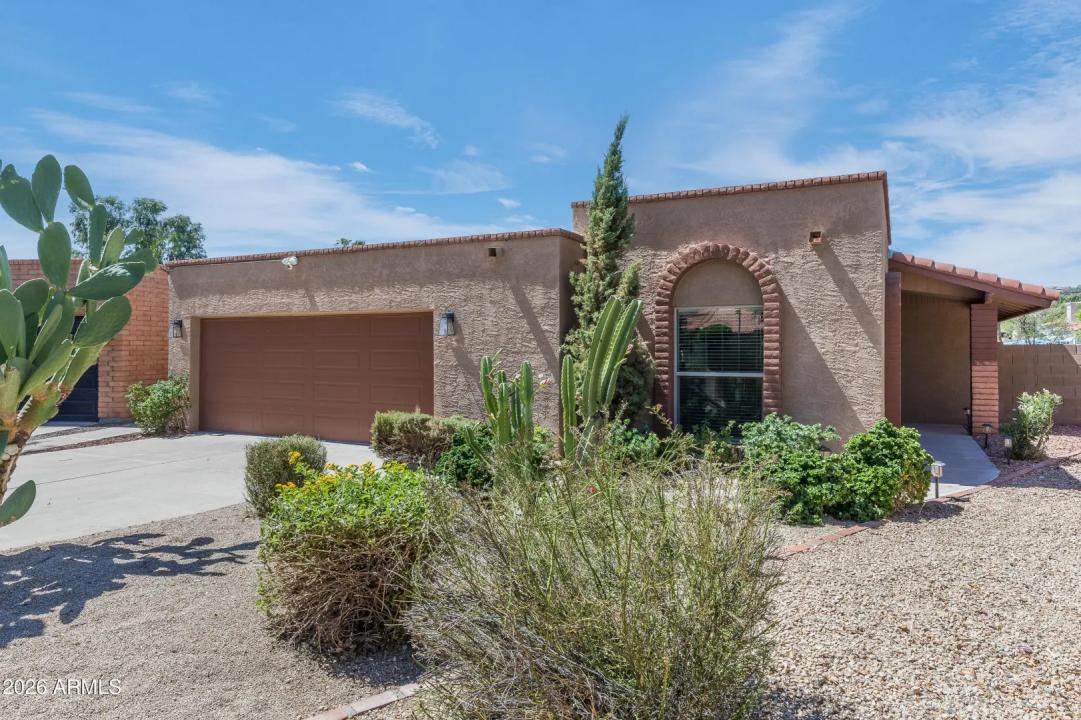 Real Estate Picture 1