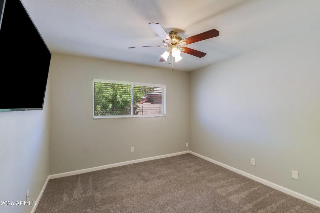 Real Estate Picture 21