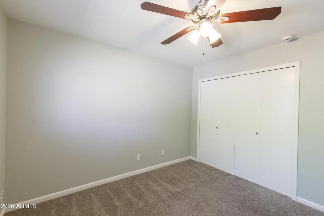 Real Estate Picture 22